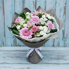 Букет цветов из:  Герберы, Альстромерии и Хризантемы в Краснотуранске