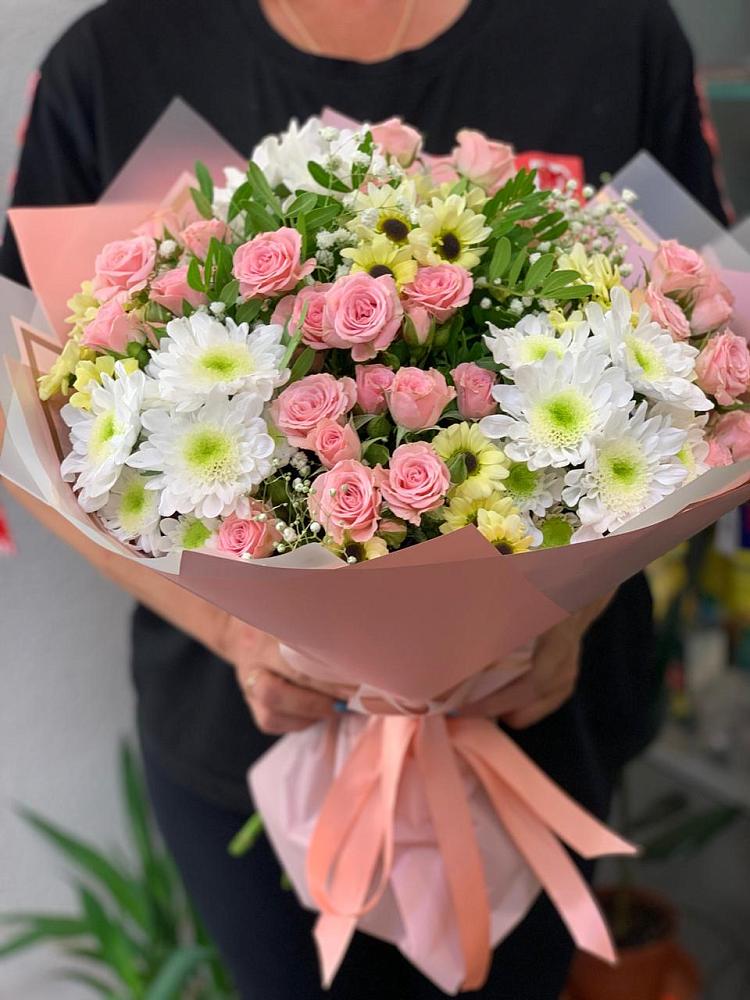 Букет цветов из: Розы и Хризантемы в Краснотуранске