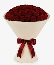 Букет 101 Бордовая роза Блэк Бакарра в Краснотуранске