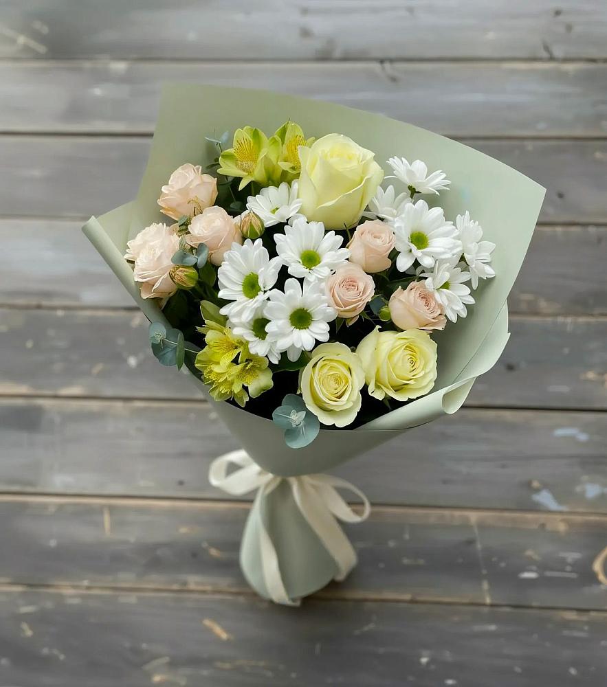 Букет цветов из: Альстромерии, Розы и Хризантемы в Краснотуранске