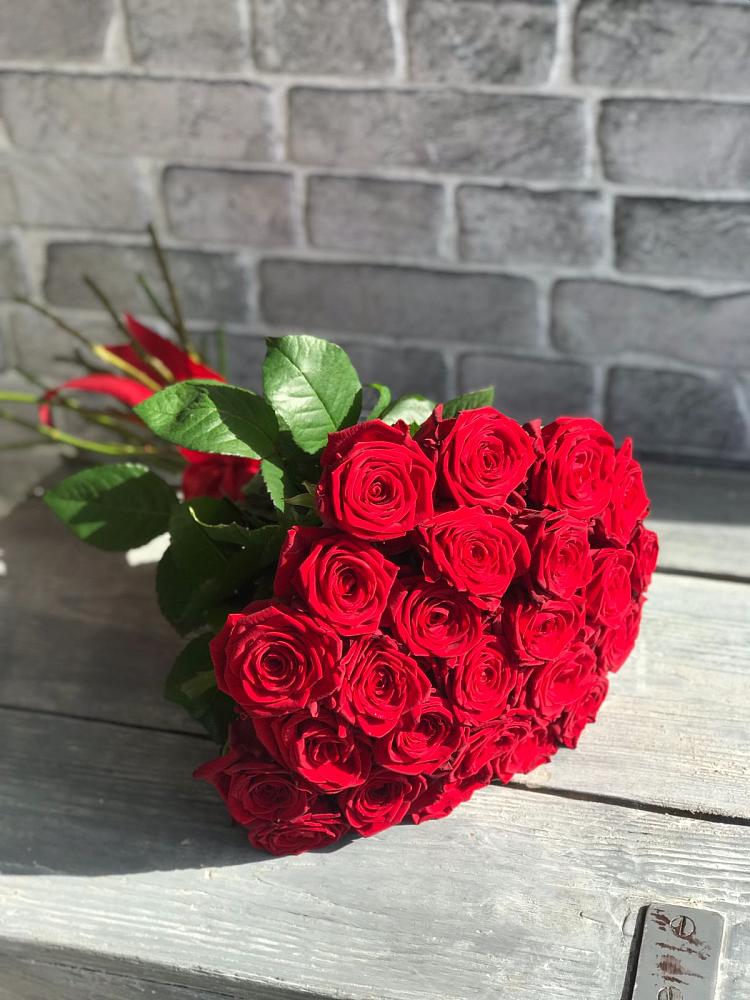 Букет Красные розы Фридом в Краснотуранске