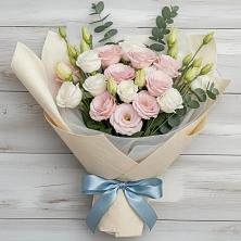 Букет цветов из:  Лизиантусы в Краснотуранске