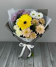 Букет цветов из:  Розы, Герберы и Хризантемы в Краснотуранске
