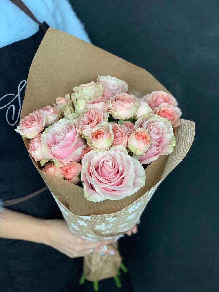 Букет цветов из: Хризантемы и Розы в Краснотуранске