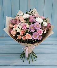 Букет цветов из:  Хризантемы, Розы и Альстромерии в Краснотуранске