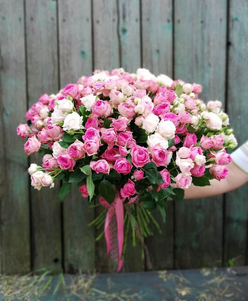 Букет Розовые кустовые розы Натали и Лав Лидия в Краснотуранске