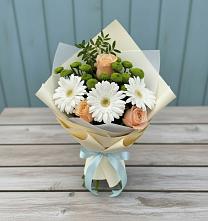 Букет цветов из:  Герберы, Розы и Хризантемы в Краснотуранске